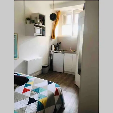 Apartment Studio En Hyper Centre Plage A 50 M *